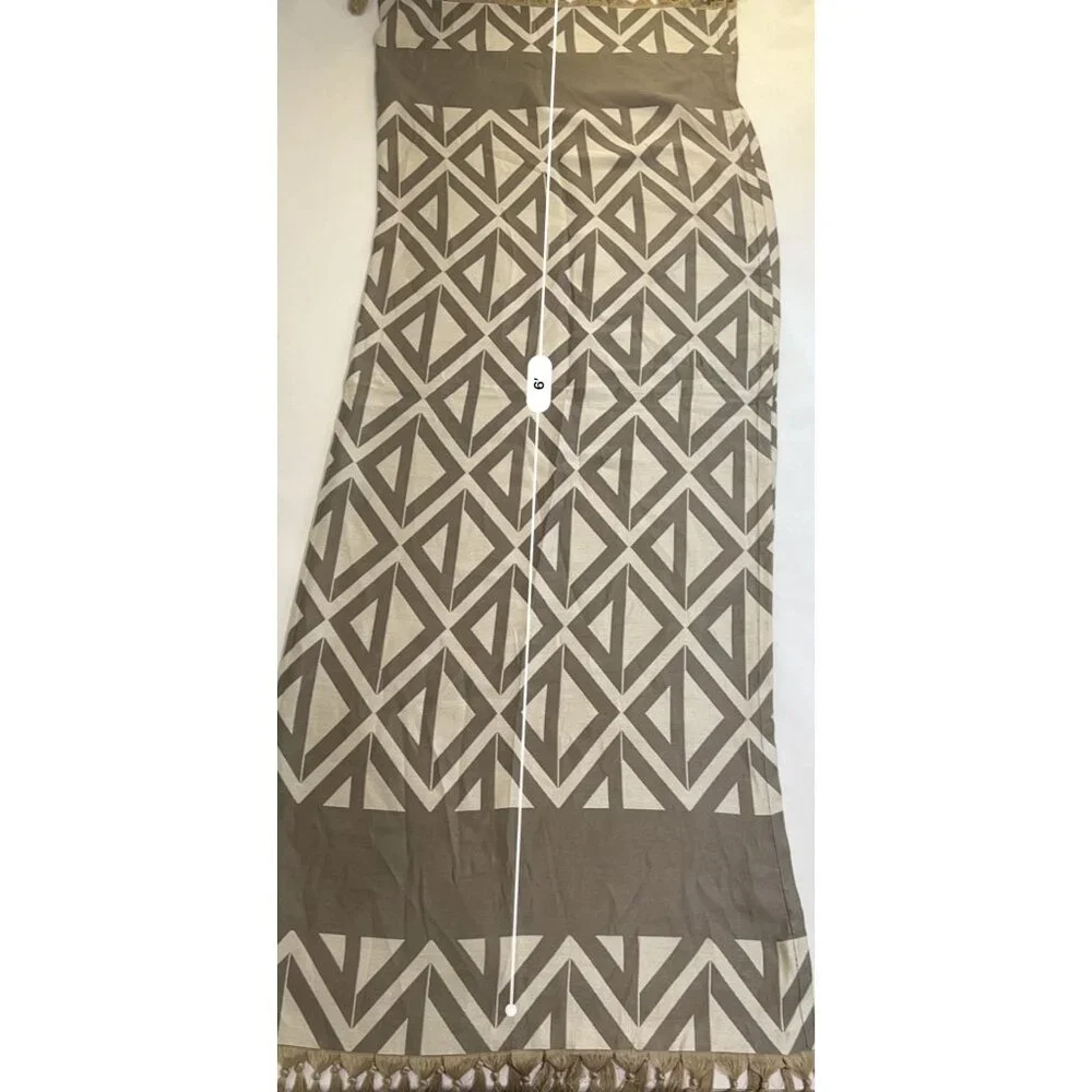 DIOR Oblique Scarf in Taupe/White